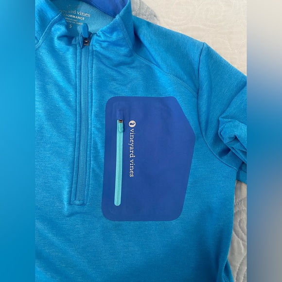 Vineyard Vines Performance Quarter Zip. Men’s Small. - Picture 2 of 4